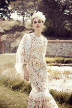 Load image into Gallery viewer, Diana No. 82
