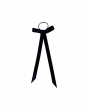 Load image into Gallery viewer, Annie Bow
